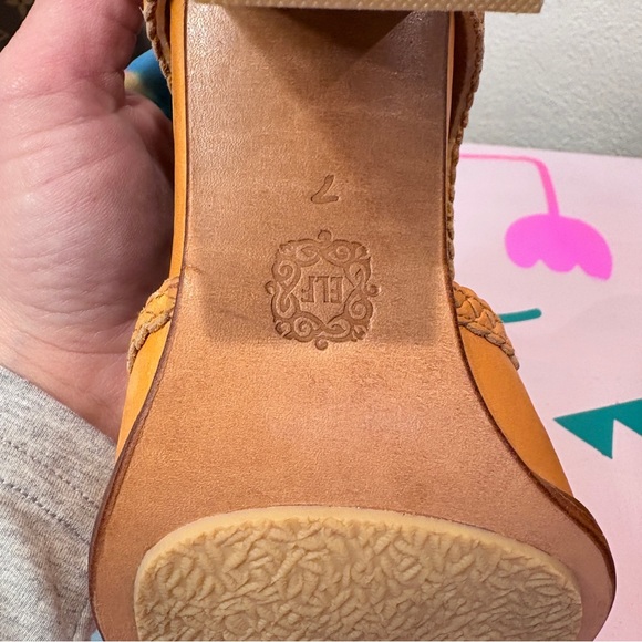 MWOB ELF Spirit Walker Bootie in Light Tan Women's Heels Size 7 - Picture 15 of 16